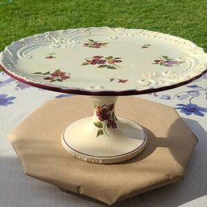 Floral Cream Cake Stand